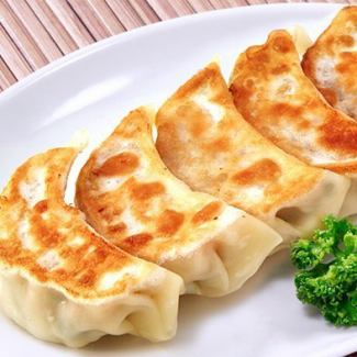 Grilled dumplings (5 pieces)