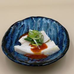 蒸し鶏のコチュジャンソース