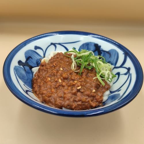 素食肉末咖哩烏龍麵