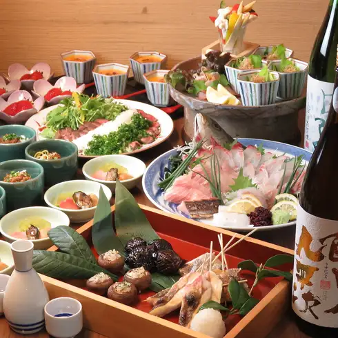 飲み放題2時間がついたお得なコースがございます！！
