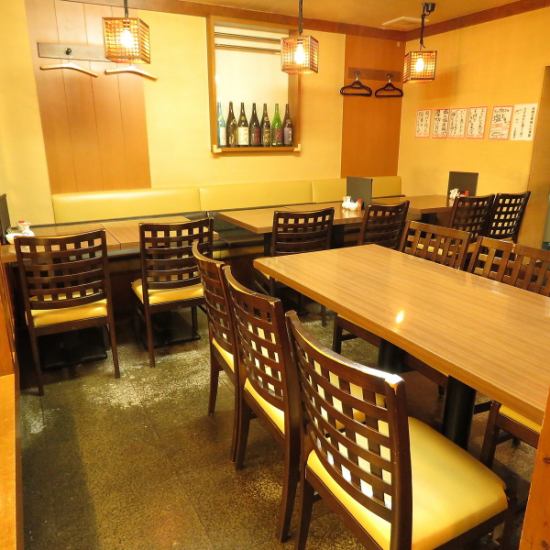There is a semi-private room that can accommodate up to 8 people ★