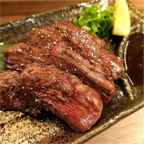 鉄板焼 肉料理各種