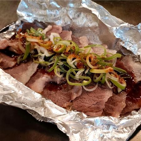 国産牛の肩バラ鉄板焼