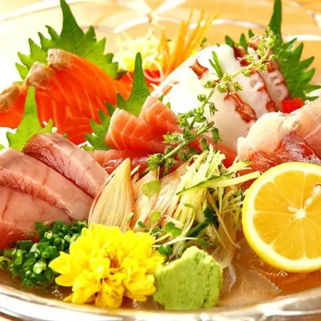 本日の鮮魚刺身三種盛り