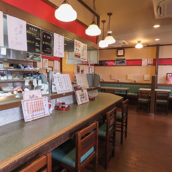 We also have counter seats that are convenient for solo diners. Please feel free to drop by if you want to have a quick dinner while drinking, or if you just want a drink after work! The restaurant has a friendly atmosphere that makes it easy for women to come alone.