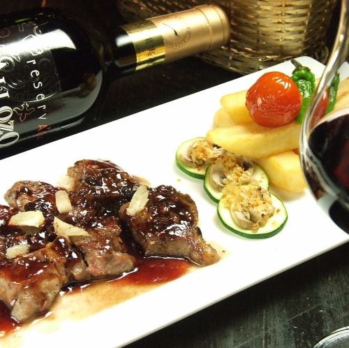 晚餐，佐以葡萄酒和美食