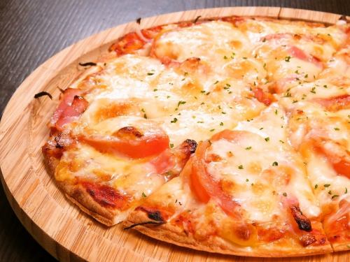 mixed seafood pizza