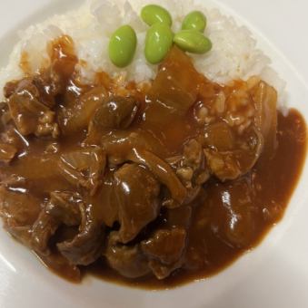 じっくり煮込んだ牛すじハヤシライス