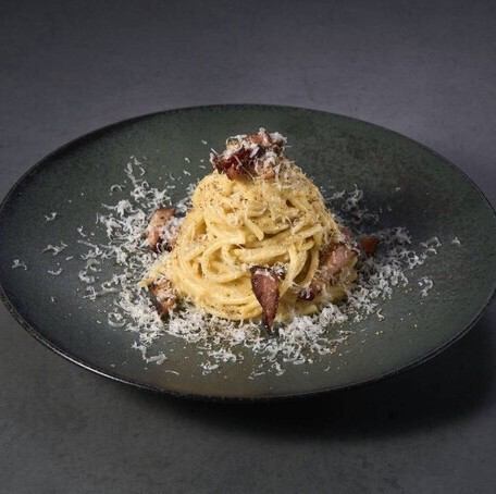 自家製グアンチャーレを使った本場ローマのカルボナーラスパゲッティー