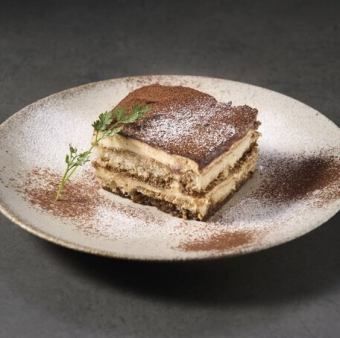 MINORI 名物クラシックティラミス