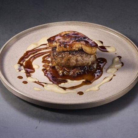 【贅沢の極み】トリュフ香る至高の逸品！和牛炭焼きハンバーグ ロッシーニ風☆4,180円（税込）☆