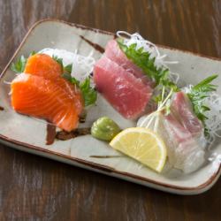 お造り盛り合わせ