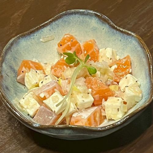 Salmon and cream cheese with salt and lemon dressing