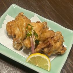 Fried chicken wings
