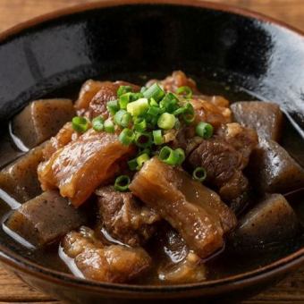 牛タンすじ煮込み