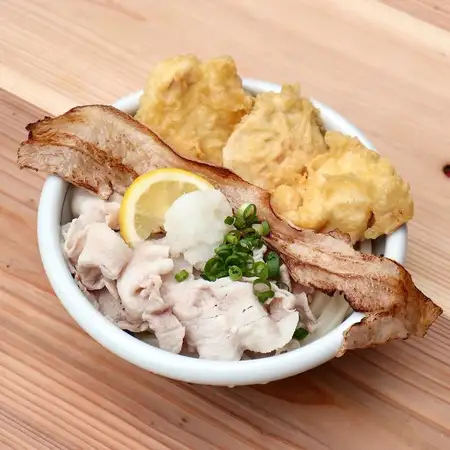 豊田和牛肩三角ステーキやとり天のタルタルなど人気商品も充実