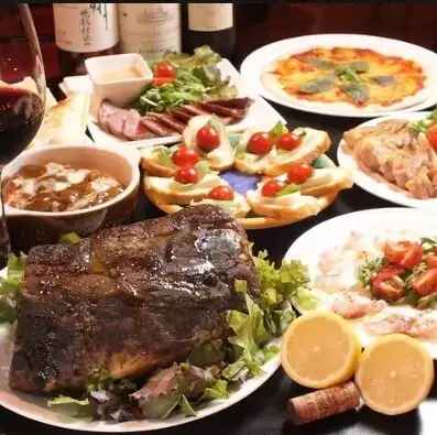 バーなのに本格派！ジューシーな肉料理★