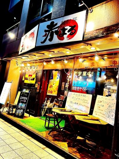 Close to the station! Only 2 minutes from Toranomon Station! Lunch starts at 850 yen! Open until 4am every day on weekdays!