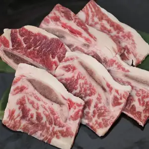 骨付きカルビ