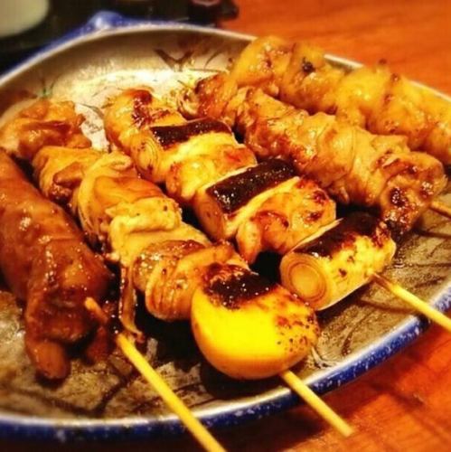 厳選した地鶏を手仕込みで