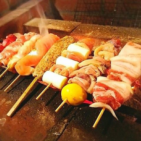 附120分钟生啤无限畅饮!炭火烤鸡肉串宴席【10道菜5,300日元→5,000日元套餐】