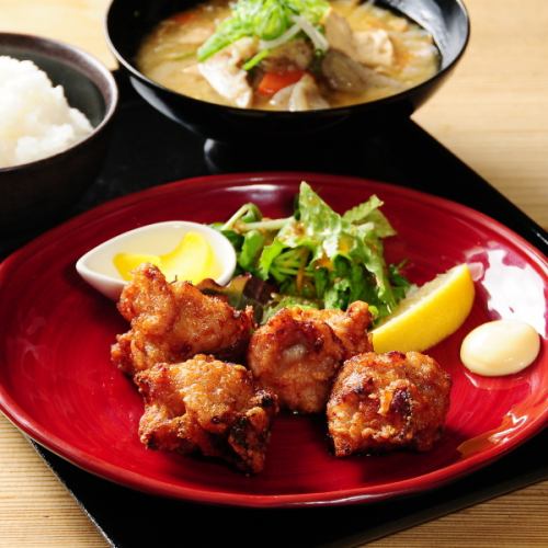 鶏の塩唐揚げ定食