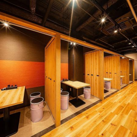 駅近徒歩5分！オシャレな個室空間◎食べ放題は絶品の数々