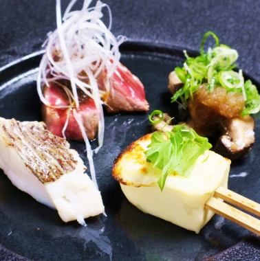 彌生懷石套餐【梅子】9道菜 6,000日圓 ■享用鯛魚和阿波羅牛的標準套餐