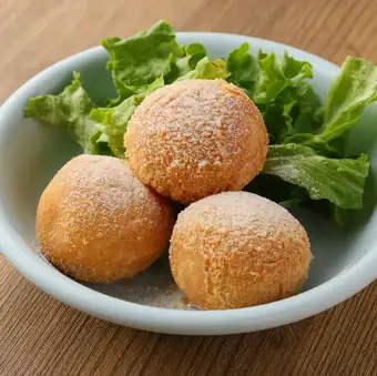 3 cheese balls
