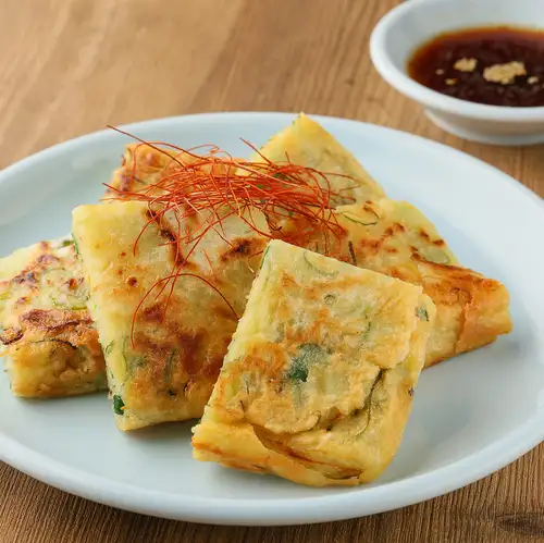 Seafood pancake / Chive pancake