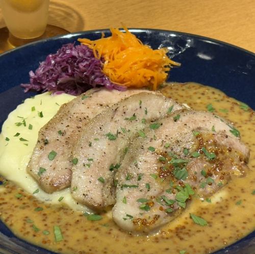 低温調理したローストポーク
