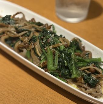 山えのきと春菊のレモンバターソテー