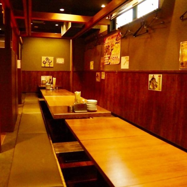 Banquets are OK even in the tatami room of digging ♪ Relaxing according to the number of people ♪ Banquet seats up to 35 people! For company gatherings and usual drinking parties!