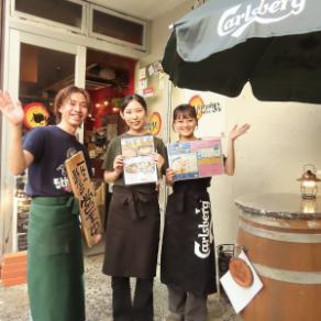 入り口手前に立ち飲みスペースもアリマス♪