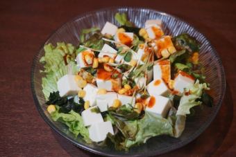 ピリ辛！豆腐サラダ
