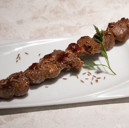 13　ラム肉のスパイスブロシェット