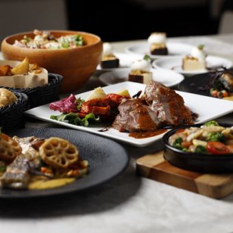 Recommended for New Year's parties! "Casual Plan" for 3 or more people with 2 hours of all-you-can-drink for 5,000 yen (tax and service charge included)