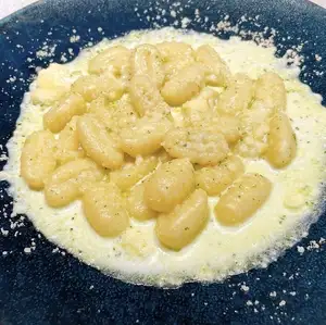 季節ソースのニョッキ