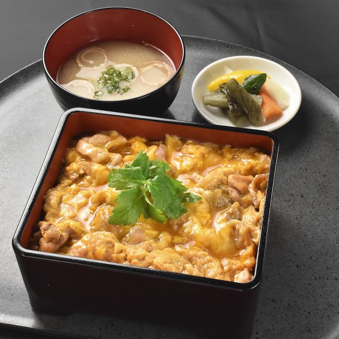 料理 | かしわ屋源次郎 ソラリアプラザ店 天神