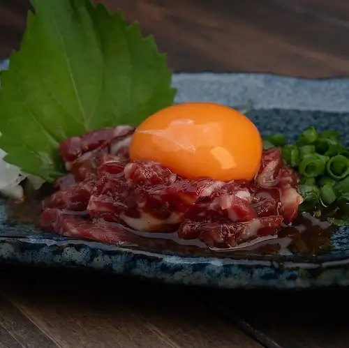 さくらユッケ