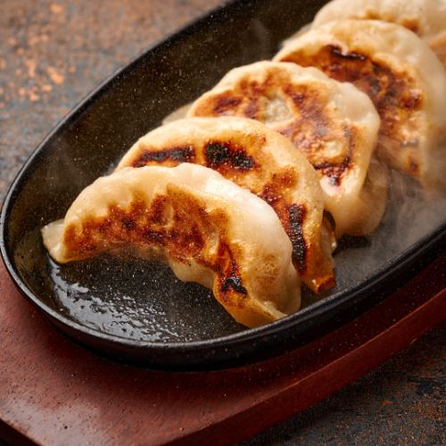自慢の豚餃子（5個）