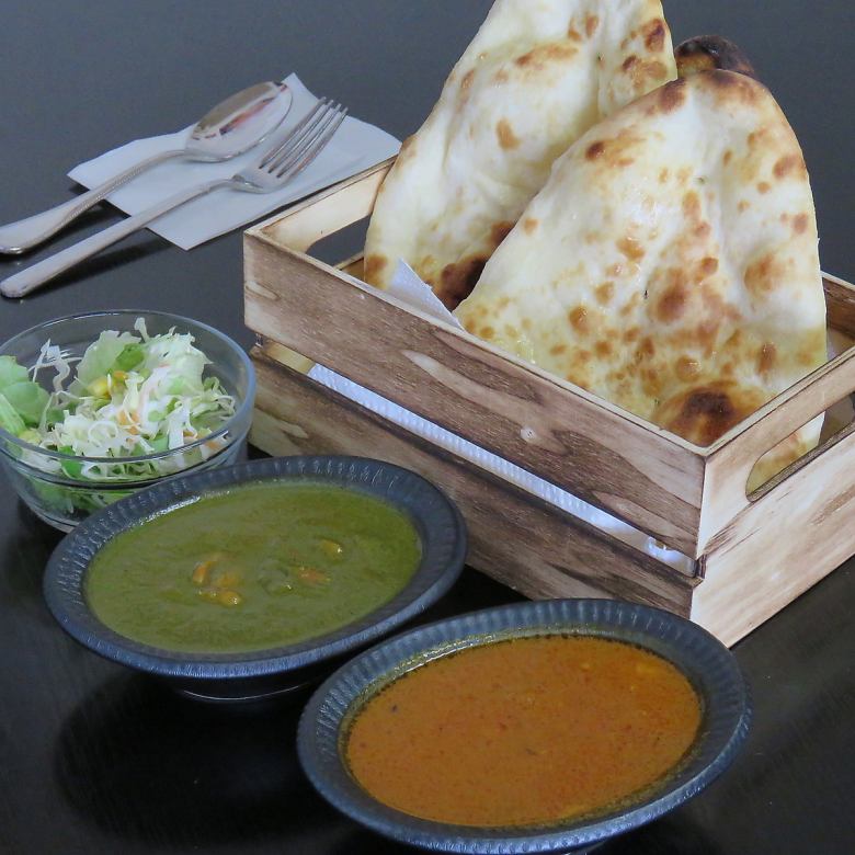 おすすめ!【レギュラーカレー(ナンセット)】 ※全てのカレーメニューにミニサラダが付きます。