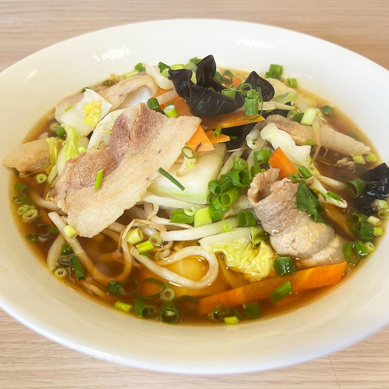 醤油肉野菜ラーメン