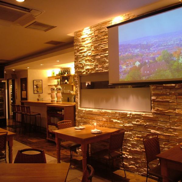 Please leave a second party & private parties! Please contact us so we have the projector screen etc. ♪