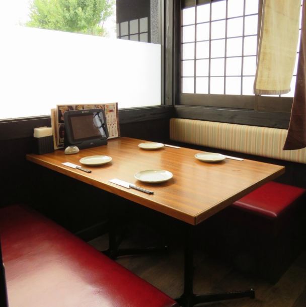 The sofa seat for 4 people is a non-smoking seat! Please reserve your family as soon as possible with your family and tobacco ♪