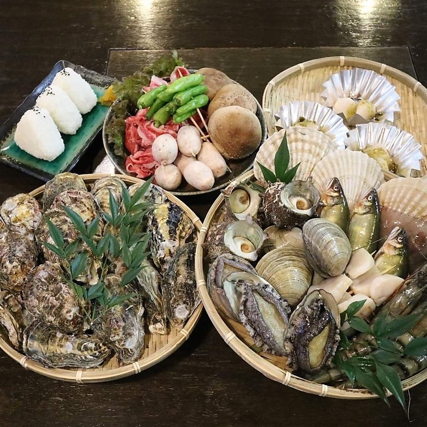 海鮮セット登場☆炭火で焼くと香ばしく、その美味しさがアップ！