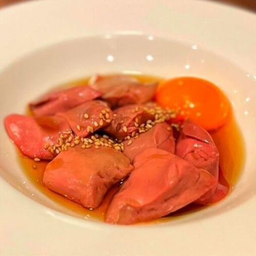 鶏フォアグラ　塩ユッケ