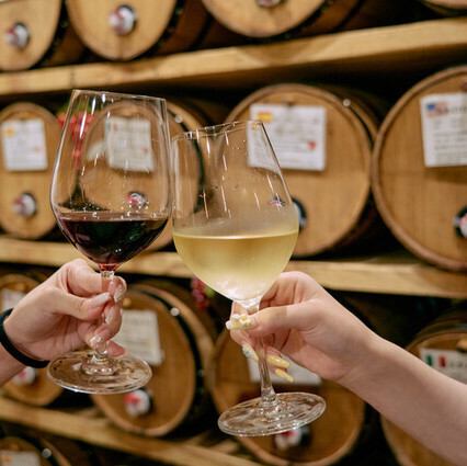 ワイン約50種類等飲み放題