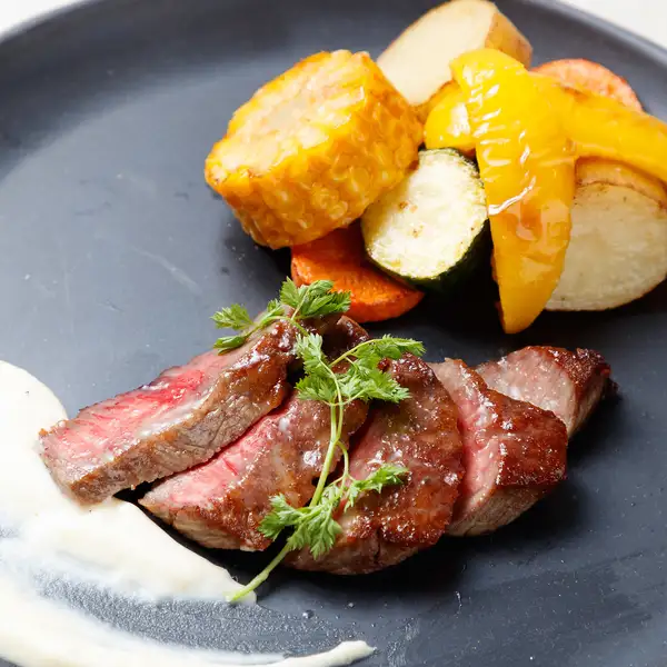 [Ultimate Tenderness] Selected Wagyu Beef Grill with Special Sauce - Perfect for a Special Meal or Date