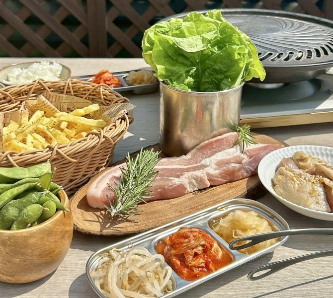 【大好評ビアガーデンプラン】enenオリジナルBBQコースをビアガーデンにてお楽しみいただけます。